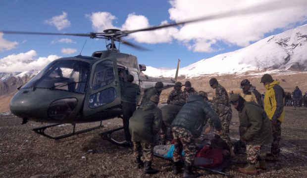 Nepal blizzard trek toll up to 39, more than 370 rescued