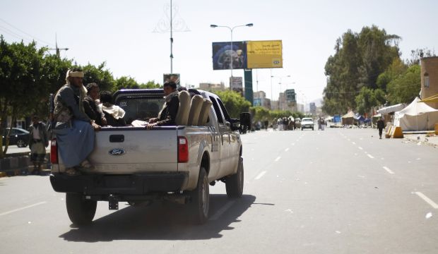 Houthi presence in Sana’a affecting Yemen’s territorial security: Transport Minister