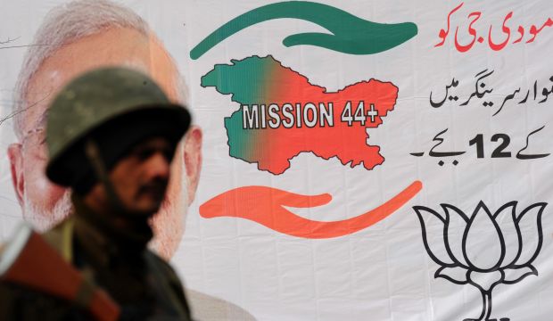 India’s Modi takes political campaign to Kashmir separatist stronghold