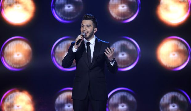 Syrian wins Arab Idol contest, steers clear of politics