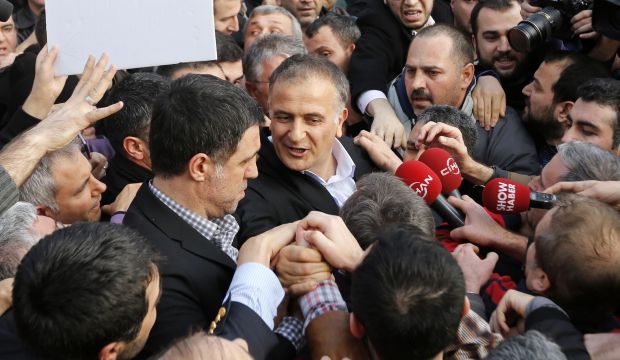 Turkish police raid media close to cleric rival Gulen, detain 24