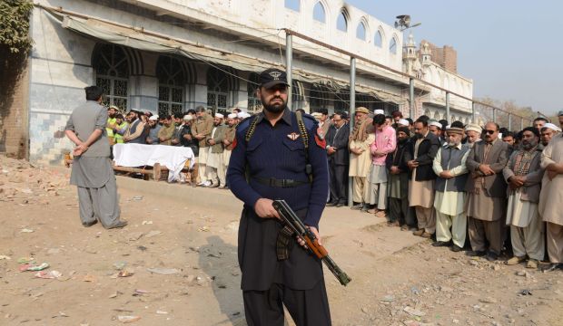 Pakistan mourns 148 slain in Taliban school attack