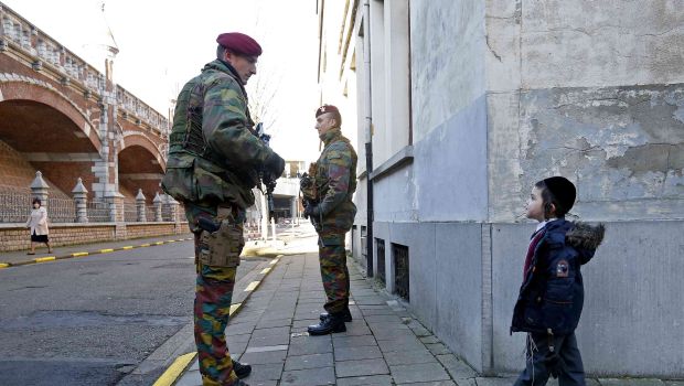 Troops take to Belgian streets to guard against attacks