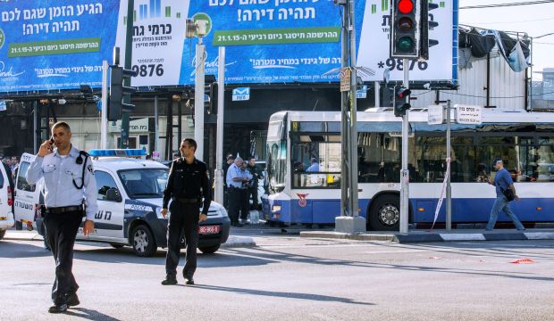 Palestinian attacker stabs passengers on Tel Aviv bus
