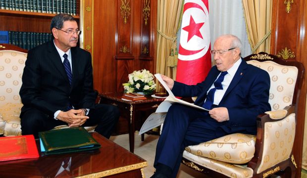 Tunisia announces new minority government without Islamists