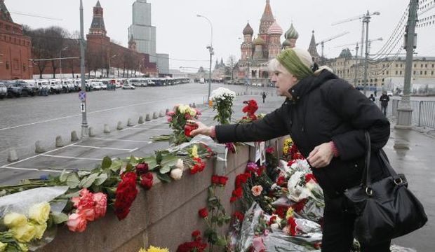 Russians to march in memory of murdered critic of Putin