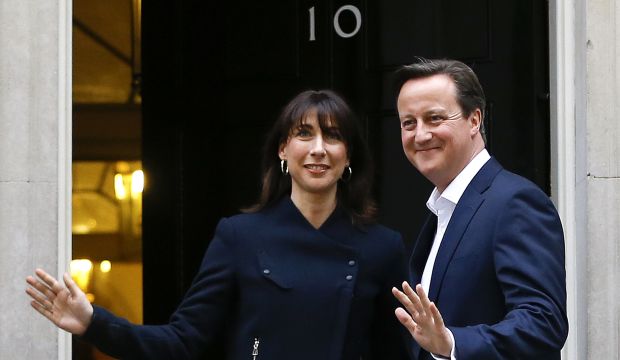 Cameron sweeps to unexpected triumph in British election