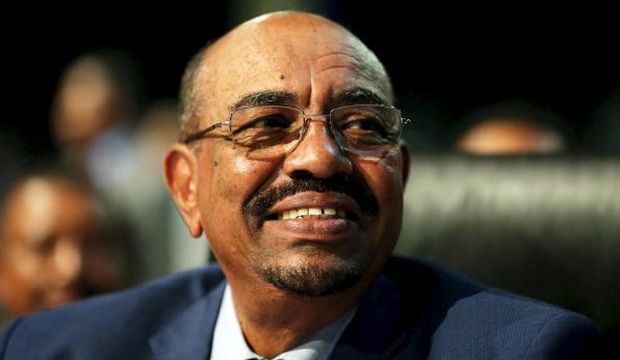 South Africa court bars indicted Sudan leader from leaving