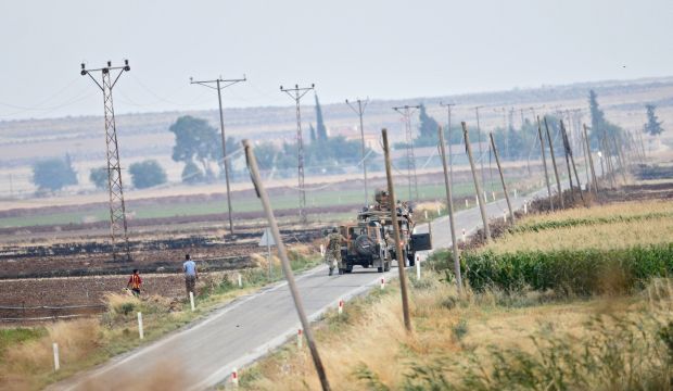 Turkey strikes ISIS, Kurdish militants in drive for “safe zone”