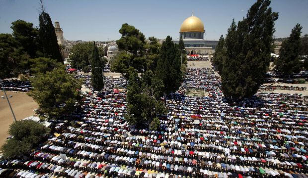King Salman: Israeli aggression against Al-Aqsa Mosque “feeds extremism”