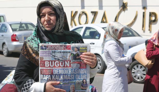 Turkish police raid offices of opposition newspaper