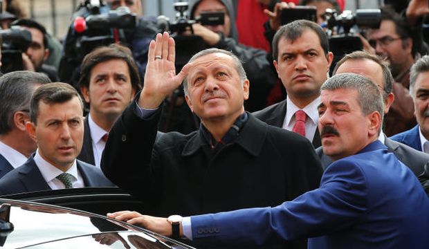 Erdoğan, eyeing greater powers, says Turks voted for stability