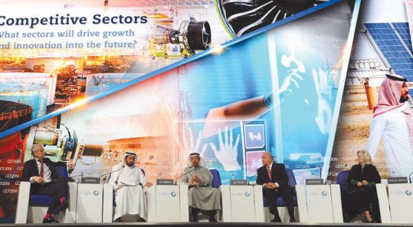 Al-Falih: Saudi Arabia Has the Strength to Survive the Decline in Oil Prices for Years