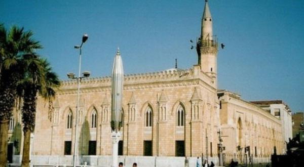 Cairo: Closing Down of “Al-Hussein Mosque” to Prevent Confrontation