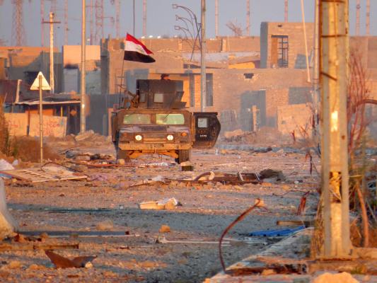 Ramadi Civilians Force Iraq to Adjust Fight Against islamic State