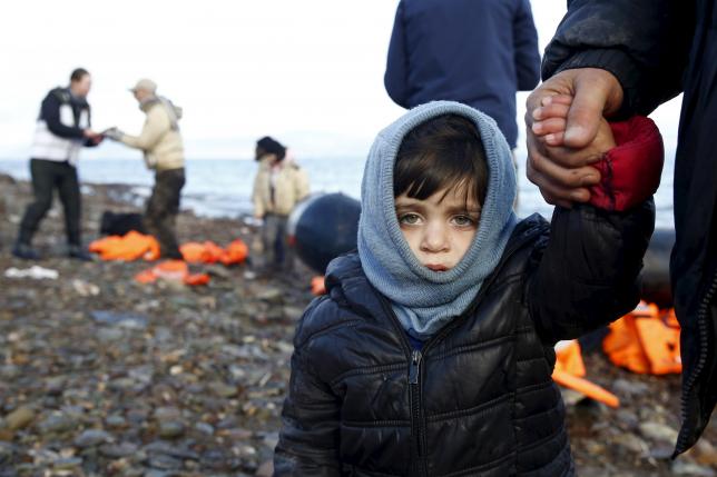 Britain Government Considers Taking in Syrian Refugee Children
