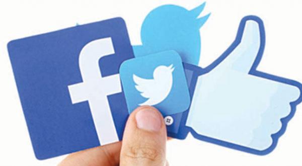 Twitter Sued, Facebook Retreats after Pressure