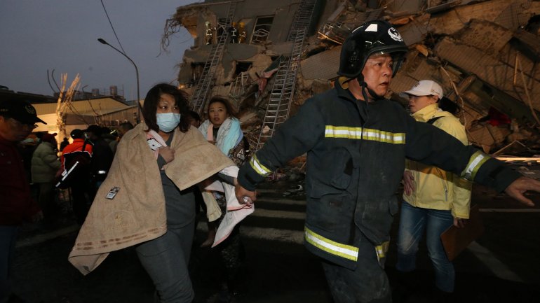 Taiwan Earthquake Leaves 12 Dead, 475 Injured