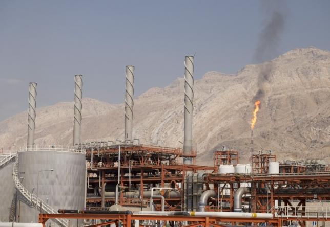 Iran’s Crude Oil Sales to Europe Surpass 300,000 Barrels after Sanctions