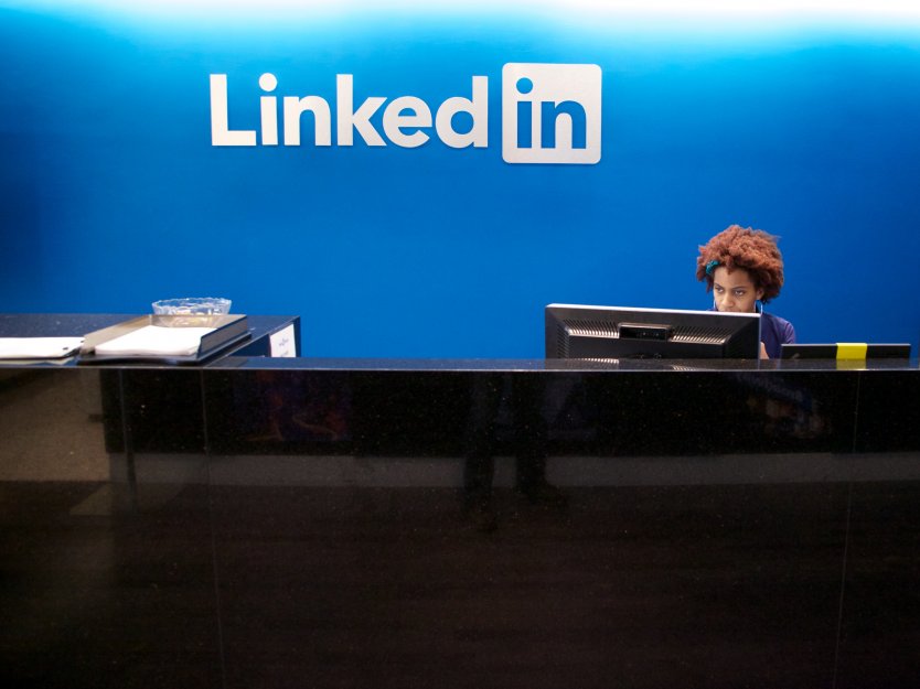 Investors Concerned as LinkedIn Shares Plunge 35 Pct