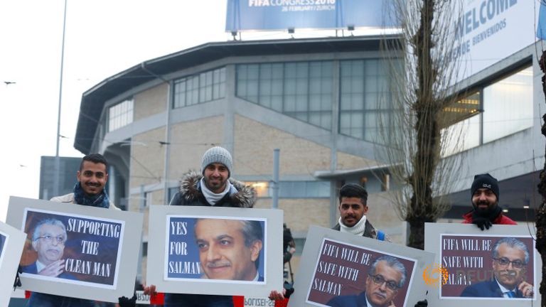 Pro-Salman Supporters Greet Delegates at FIFA Congress