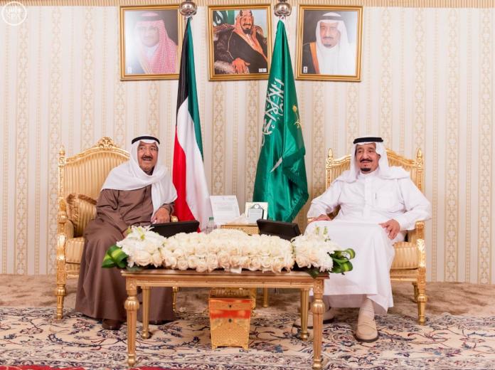 King Salman Held Talks with Egyptian President, Pakistani PM