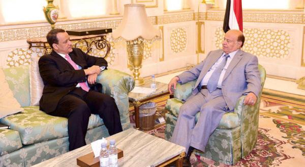 President Hadi Meets U.N. Special Envoy in Riyadh, Stressing on Yemen Future Federalism