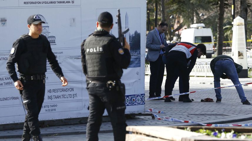 Two Women Stage Attack on Police Station in Istanbul Suburb
