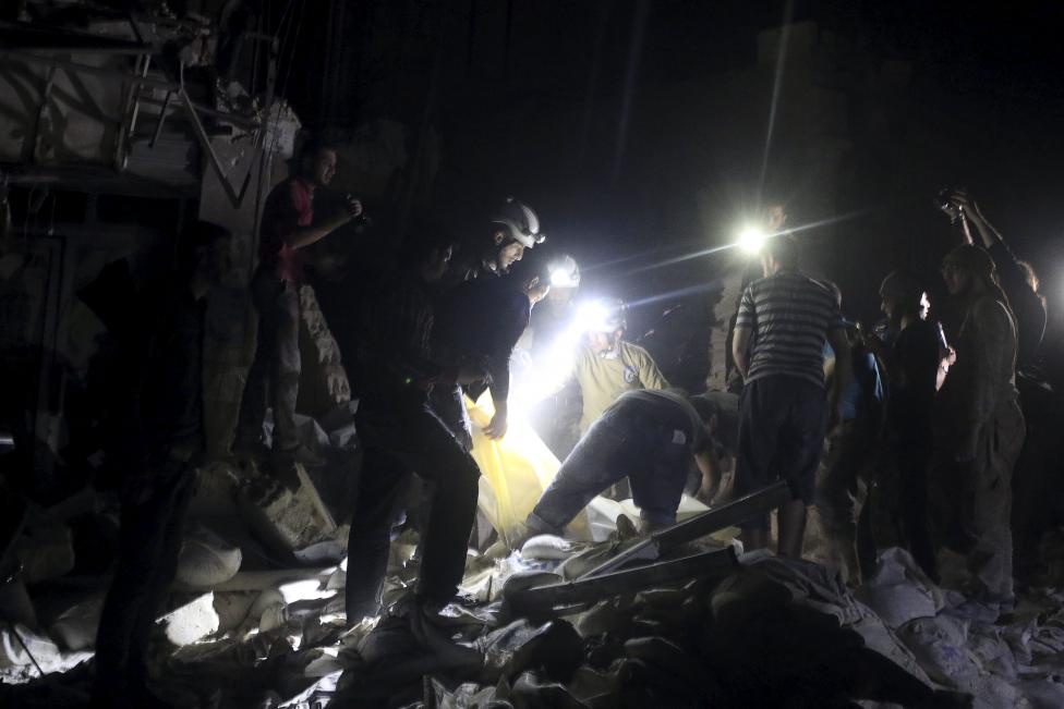Airstrikes on Aleppo Hospital Kill 20 – Observatory