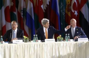 Russian Foreign Minister Lavrov, U.S. Secretary of State Kerry and U.N. envoy de Mistura attend a meeting in Vienna