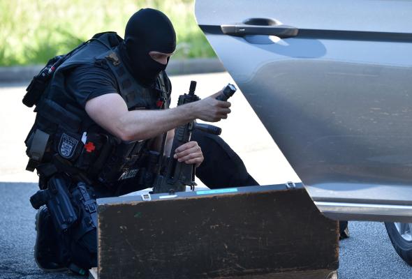 Police Shoot Dead Masked Man who Took Hostages in German Cinema