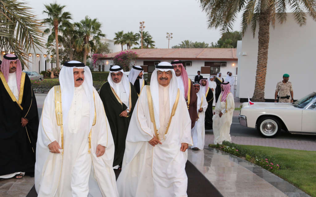 King Hamad Issues Law to Ban Mixing Religion with Politics