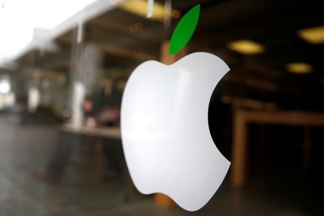 Apple Enhances Siri but Still Trails in Artificial Intelligence Race