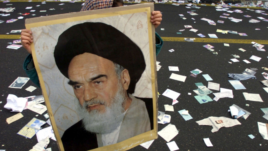 U.S. Cables: Khomeini Exchanged Secret Letters with Kennedy and Carter Asking for Support