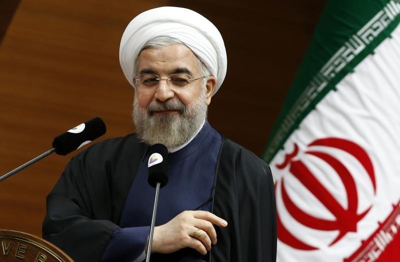Iran Shuts Down Newspaper over Revolutionary Guards Complaint