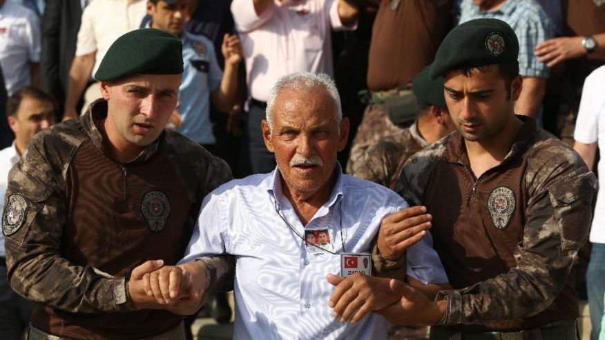 Turkey’s Crackdown on Army Continues, Journalists Are Next