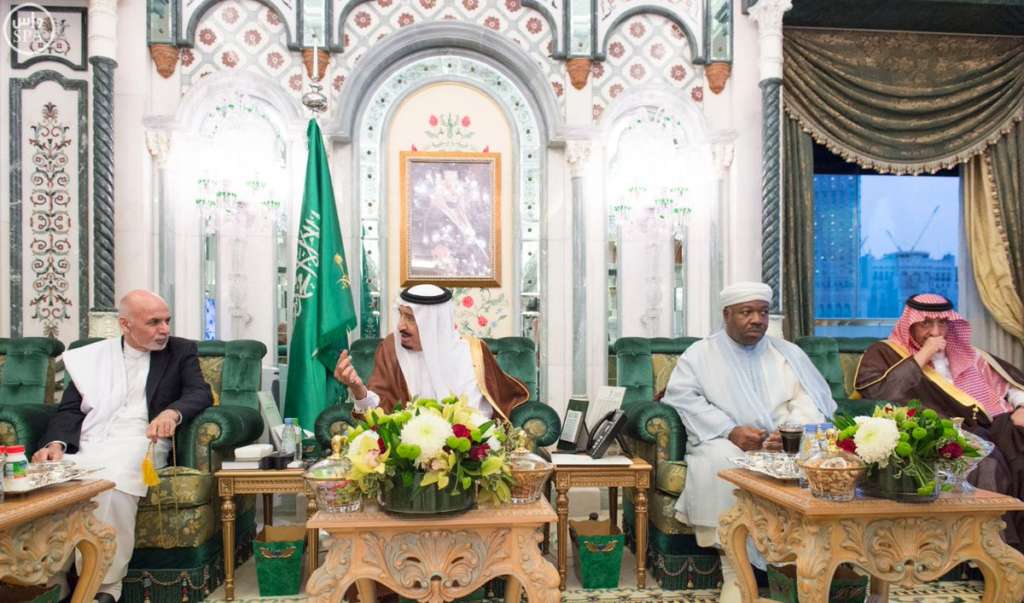 King Salman Receives Presidents of Afghanistan, Gabon in Makkah