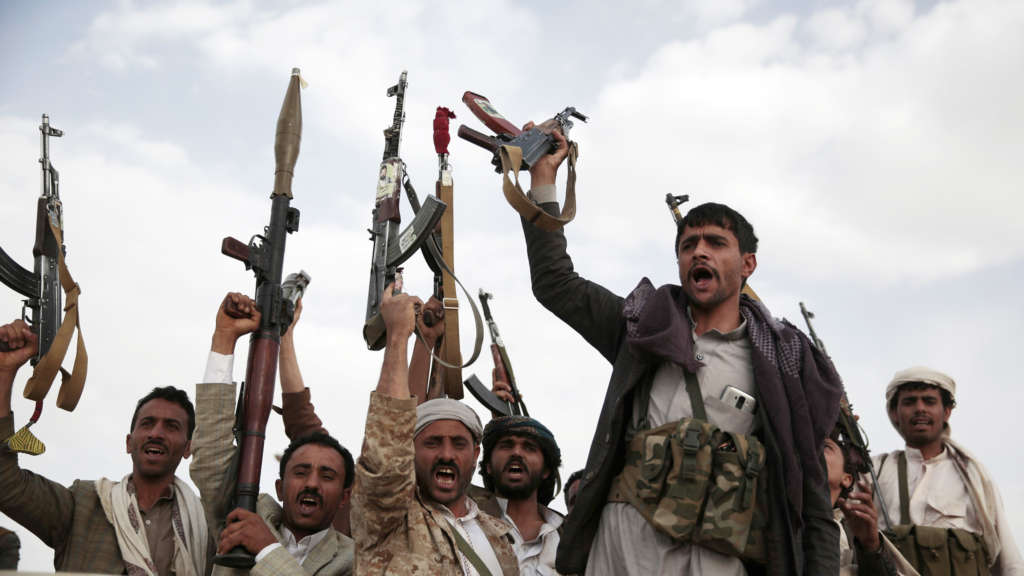 Iran Sends Weapons to Houthi Rebels from Two African Islands