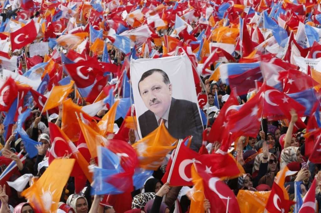 Turkey Fears Gulen-Kurdistan Alliance