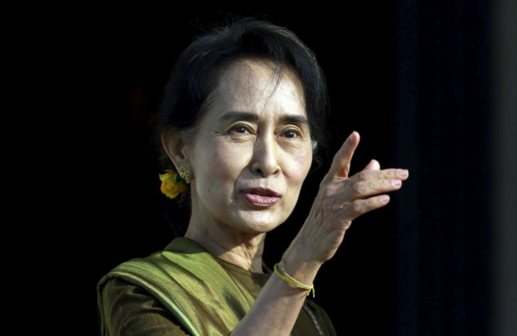 Myanmar’s Suu Kyi to Hold Historic Peace Conference with Ethnic Rebels