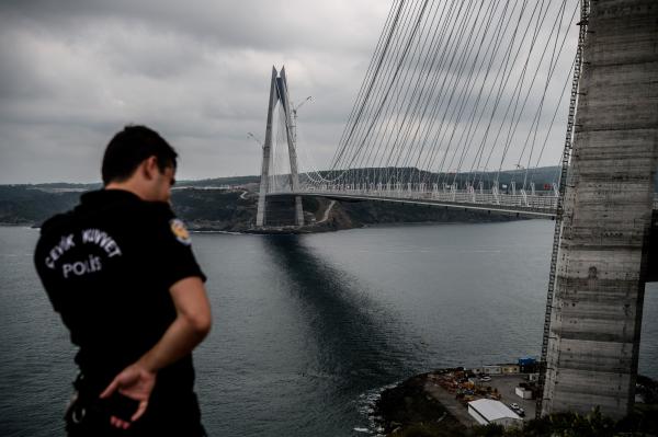 Turkey Opens Bridge between Continents in Megaproject Drive