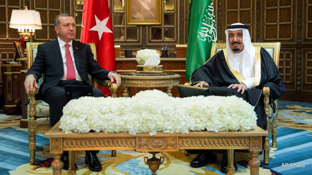 Saudi Leadership Sends Condolences to Erdogan on Victims of Gaziantep Explosion