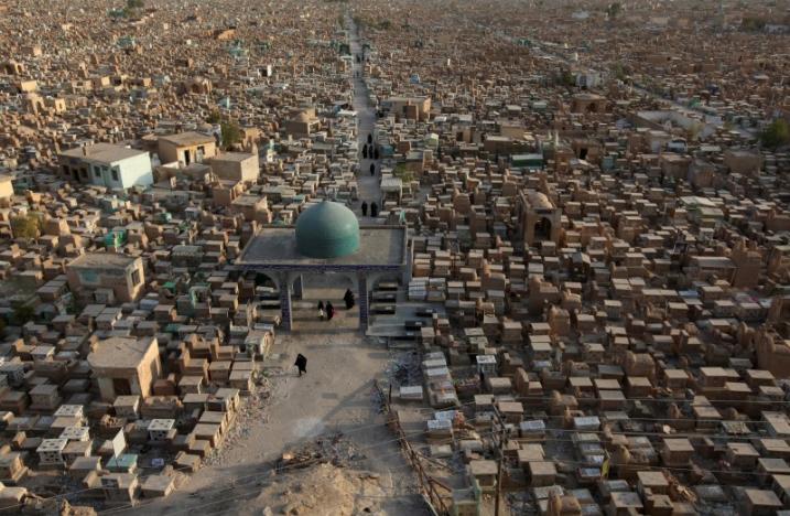 World’s Largest Cemetery Grows Bigger in Najaf