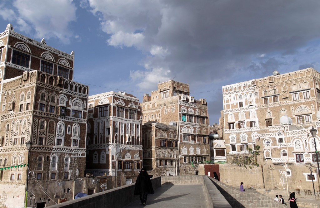 Asharq Al-Awsat Visits Damaged Historic Landmarks in South Yemen