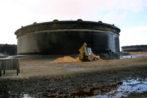 Eastern Libyan Commander’s Forces Seize Key Oil Ports