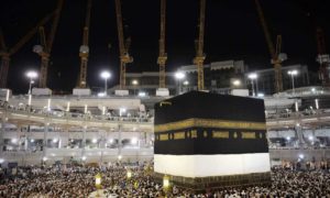 Muslim pilgrims circle counterclockwise Islam's holiest shrine, the Kaaba, at the Grand Mosque in the Saudi holy city of Mecca, late on September 20, 2015. The annual hajj pilgrimage begins on September 22, and more than a million faithful have already flocked to Saudi Arabia in preparation for what will for many be the highlight of their spiritual lives. AFP PHOTO / MOHAMMED AL-SHAIKH
