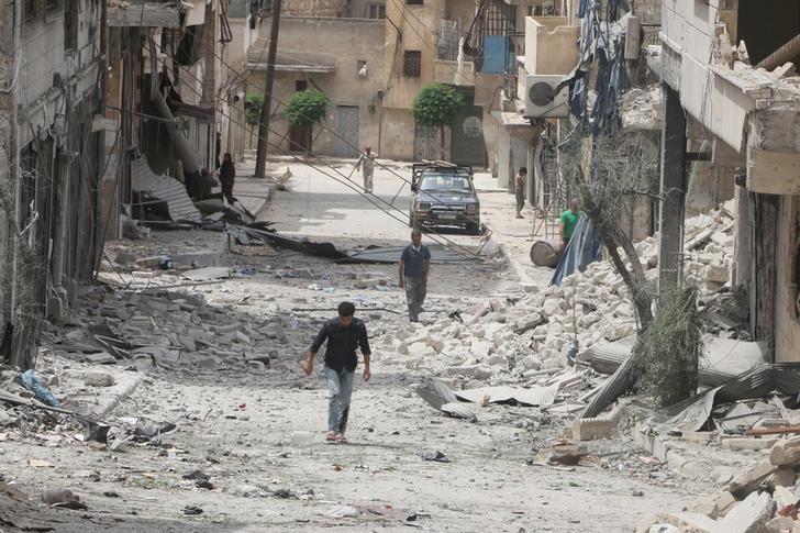 Invading Aleppo, Bidding Farewell for Obama