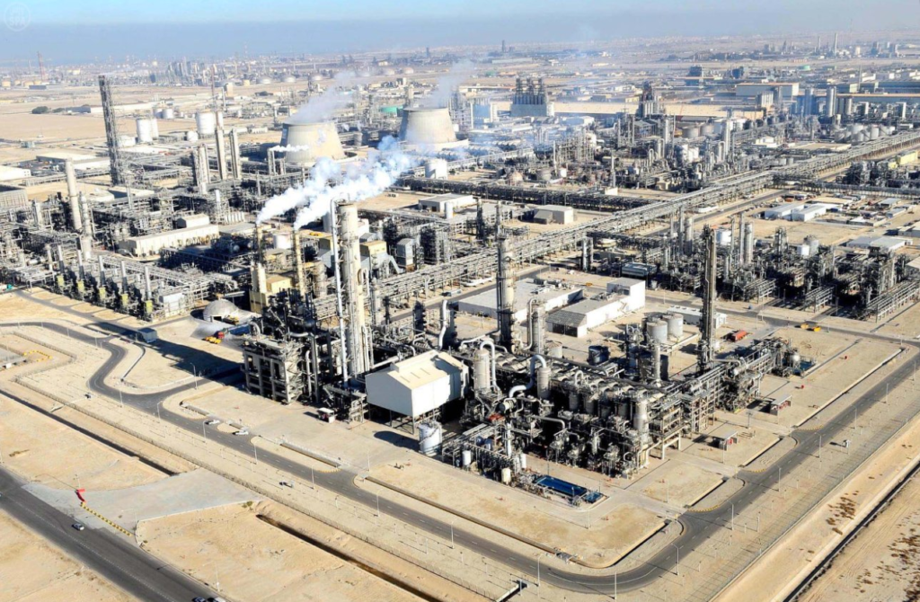 Aramco: ‘Ras Tanura Fire Did Not Affect Export Operations’