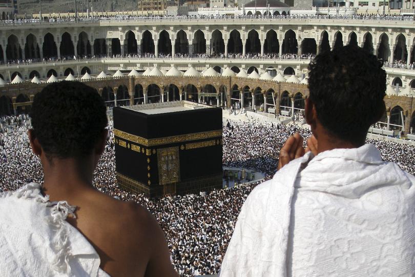 Lebanese Shi’ites Object to Hezbollah’s Support of Iran’s Recent Hajj Policy