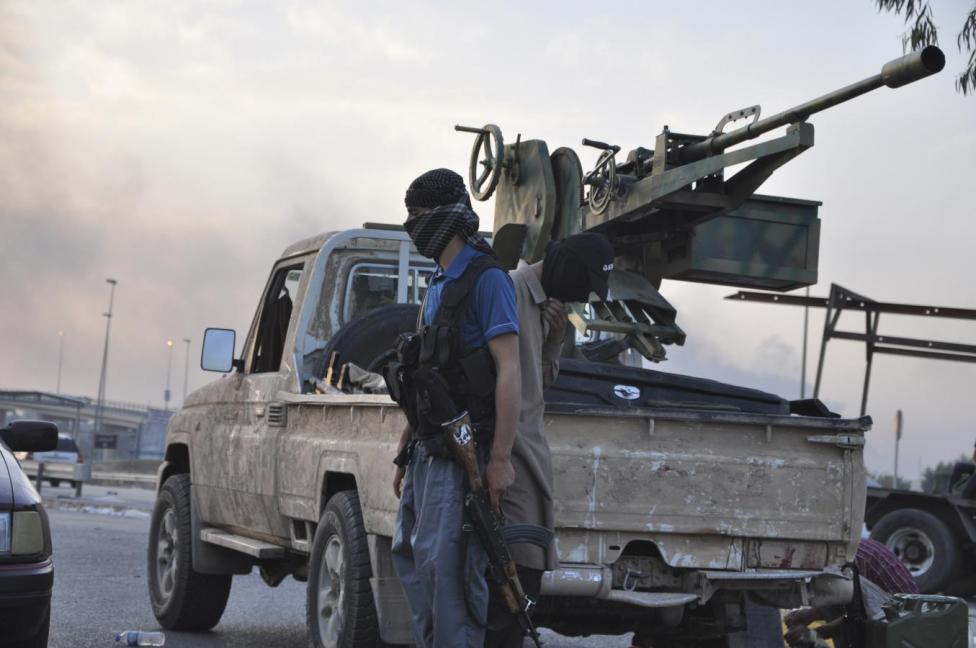 Iraqi Army’s Elite Force Pauses Advance near Mosul